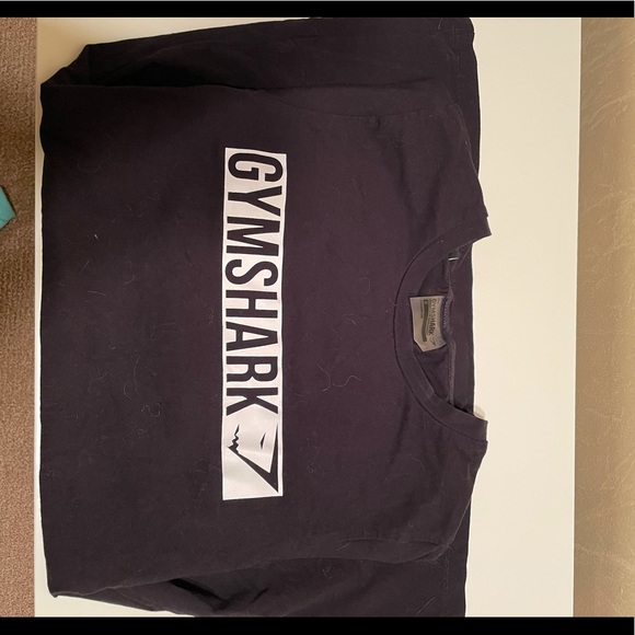 Black gymshark logo tee. Size medium. - Picture 1 of 1